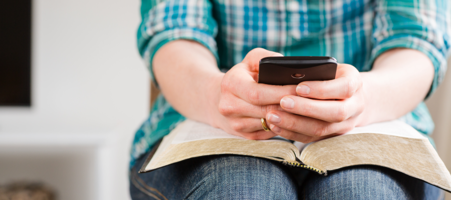 Mobile Giving 6 Ways Smartphones Have Revolutionized Worship